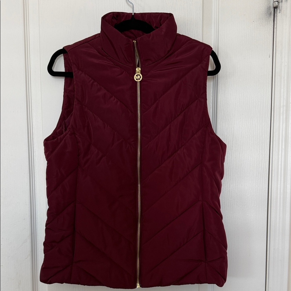 Michael Kors. NWT  Burgundy Quilted Vest with Gold Zipper